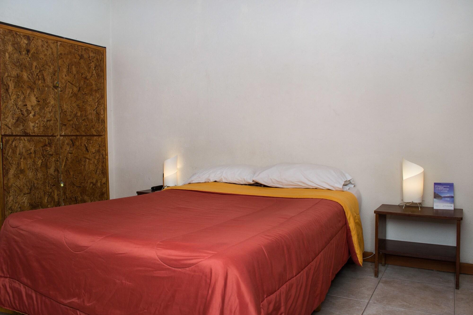 Hostel Inn Bariloche (Adults Only) Екстериор снимка