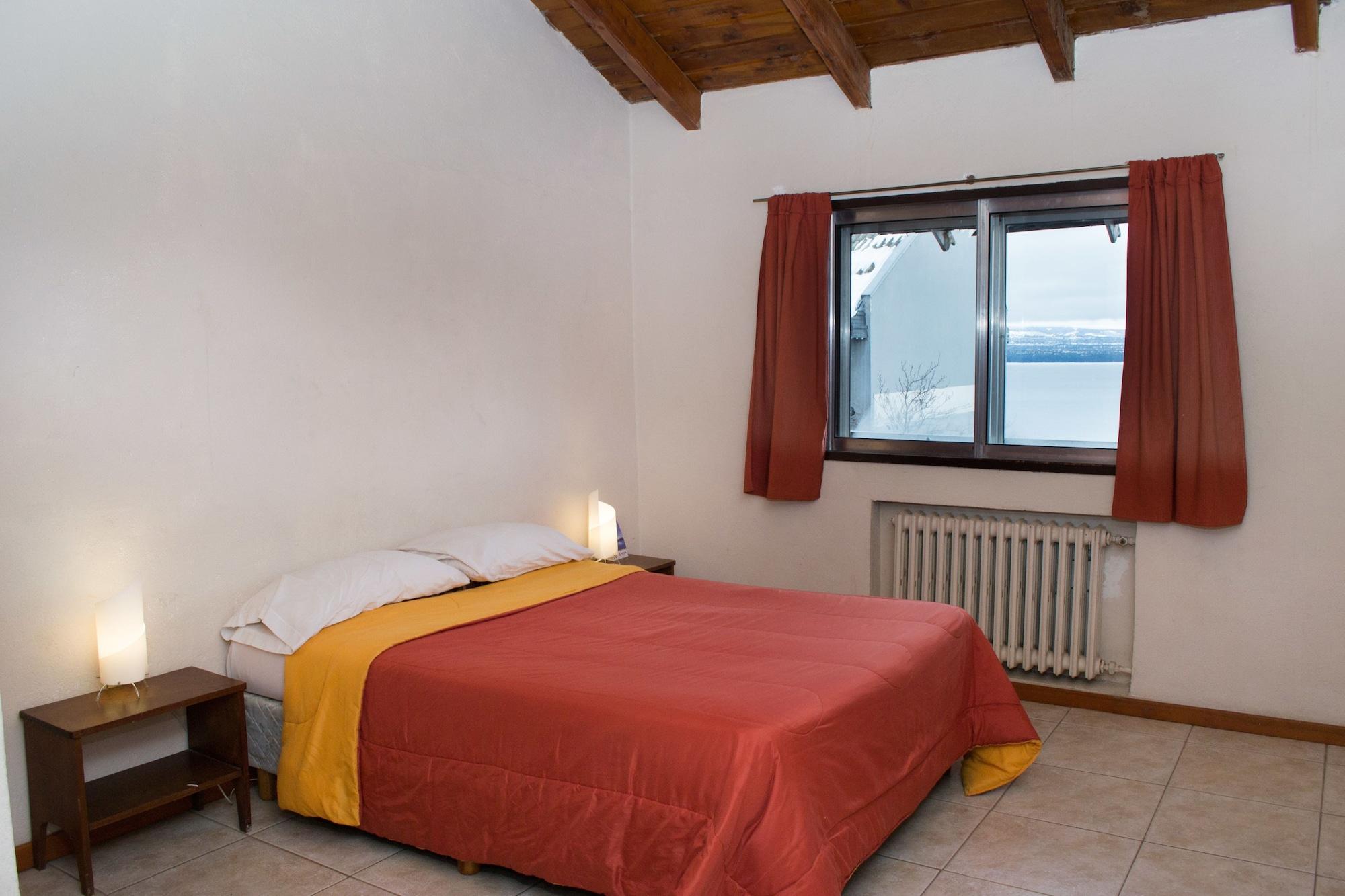 Hostel Inn Bariloche (Adults Only) Екстериор снимка