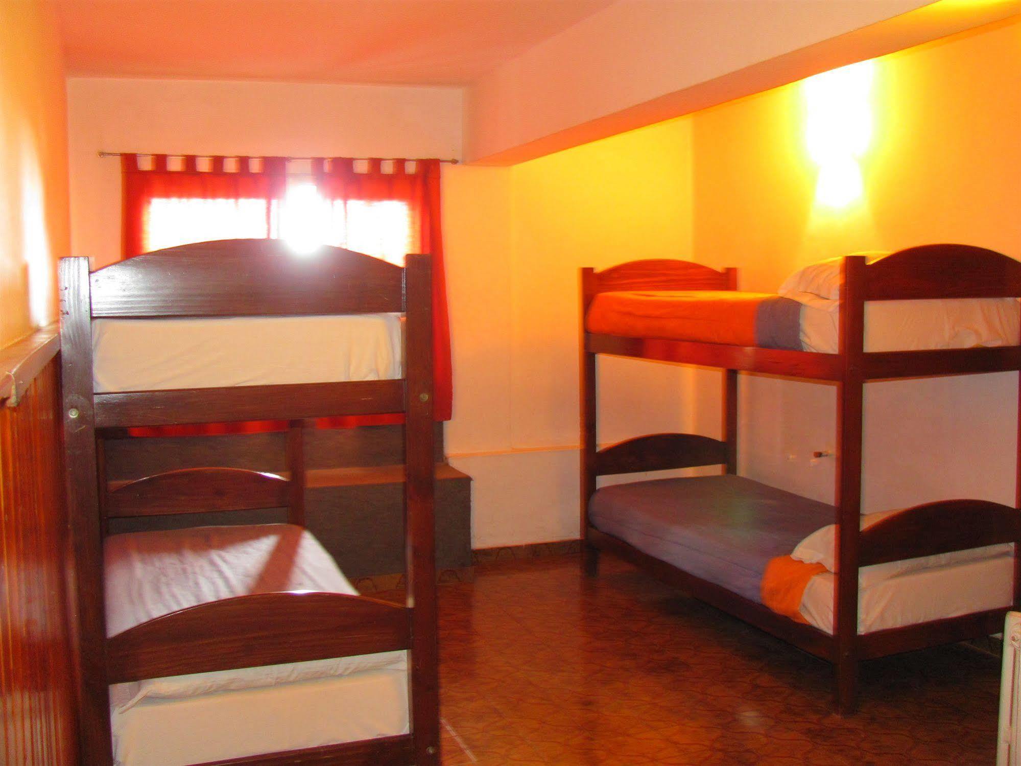 Hostel Inn Bariloche (Adults Only) Екстериор снимка